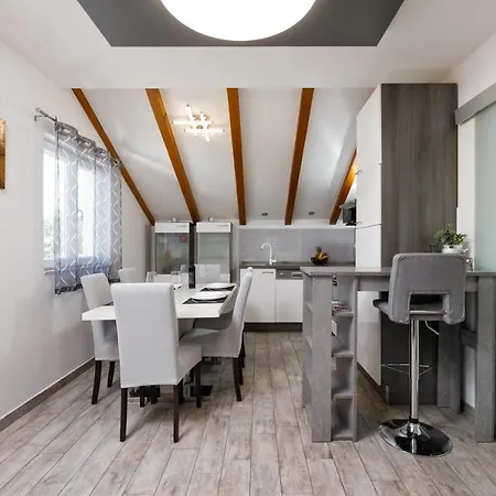 Apartment Stina *